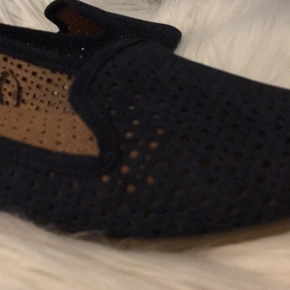 Women’s navy flats - Picture 3 of 4